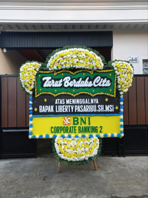 Papan Bunga Duka di Sindangraja