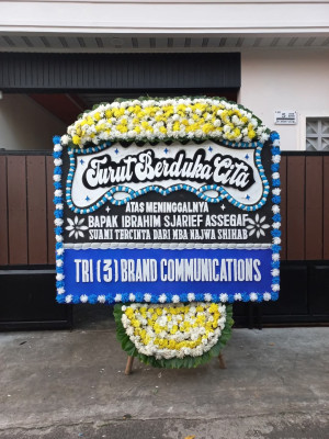 Papan Bunga Duka di Sindangraja